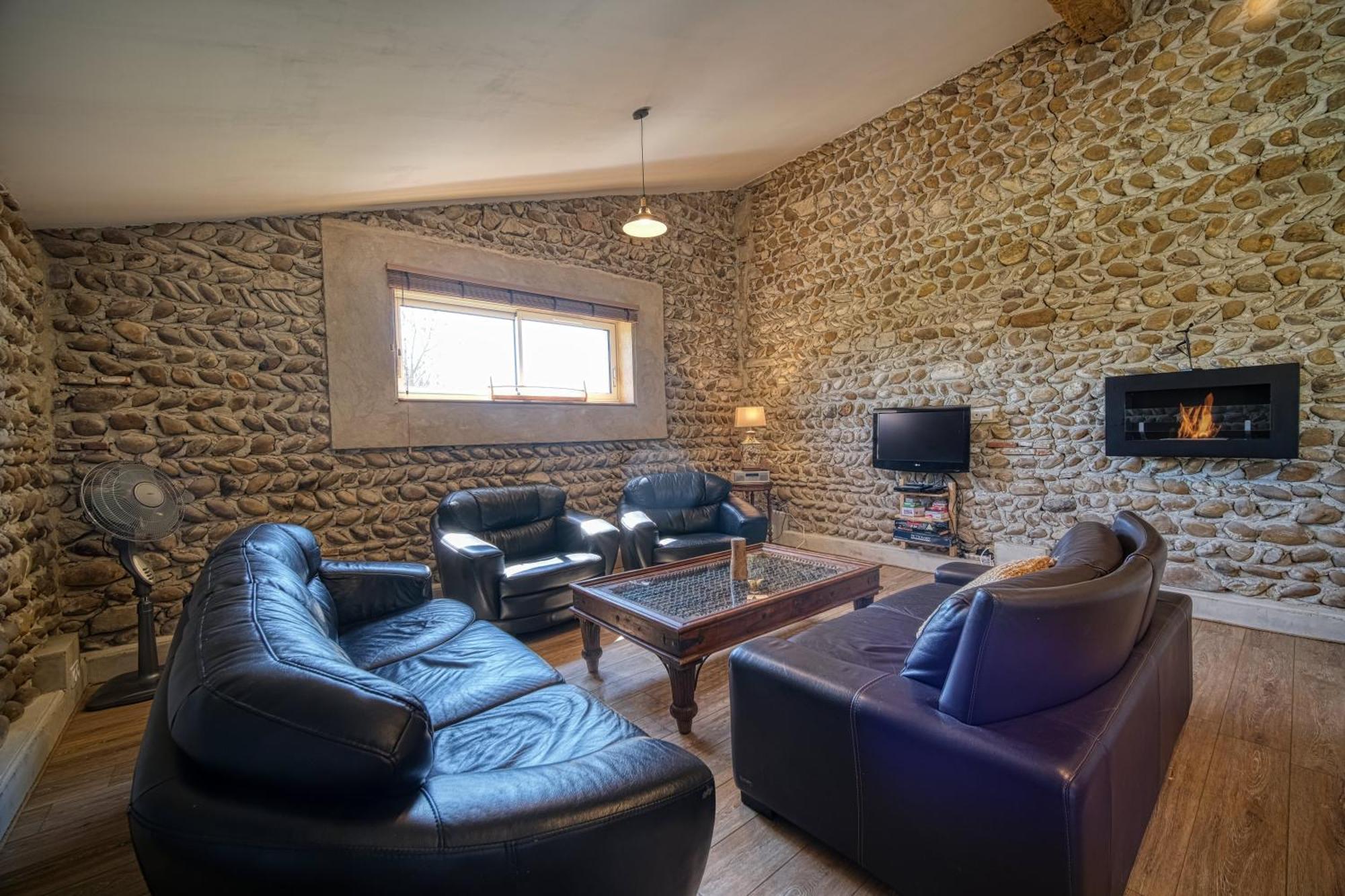 Maison Michonieres - Gite 3 Etoiles - 8 Personnes Miribel  Extérieur photo