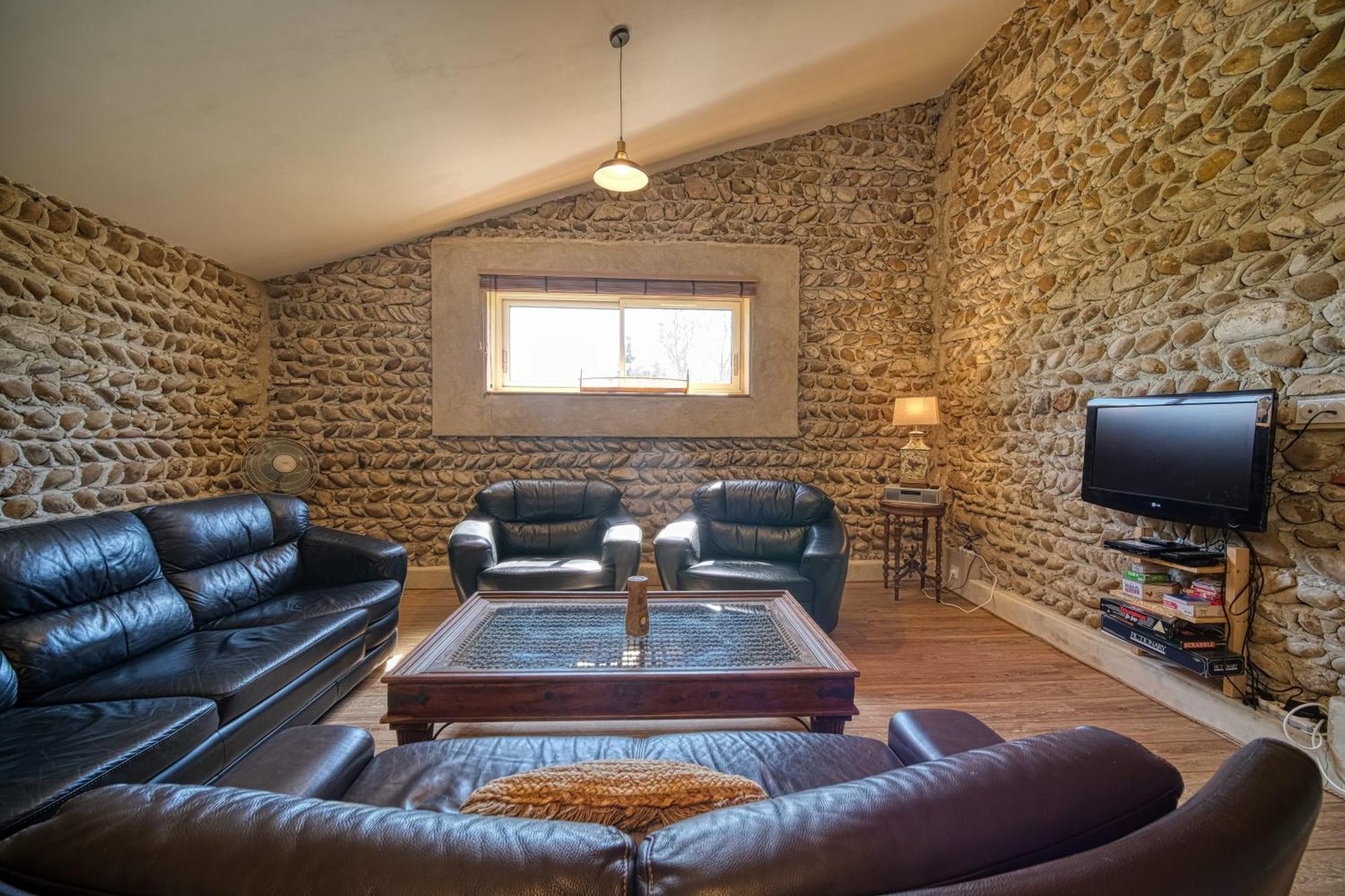 Maison Michonieres - Gite 3 Etoiles - 8 Personnes Miribel  Extérieur photo